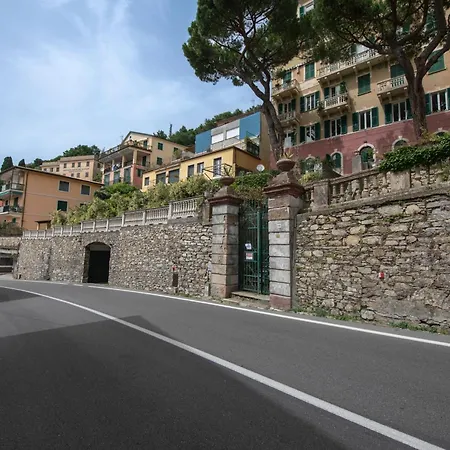 272b - Ame, Ruta Di 5 Minuti Di Auto Dal Mare Camogli